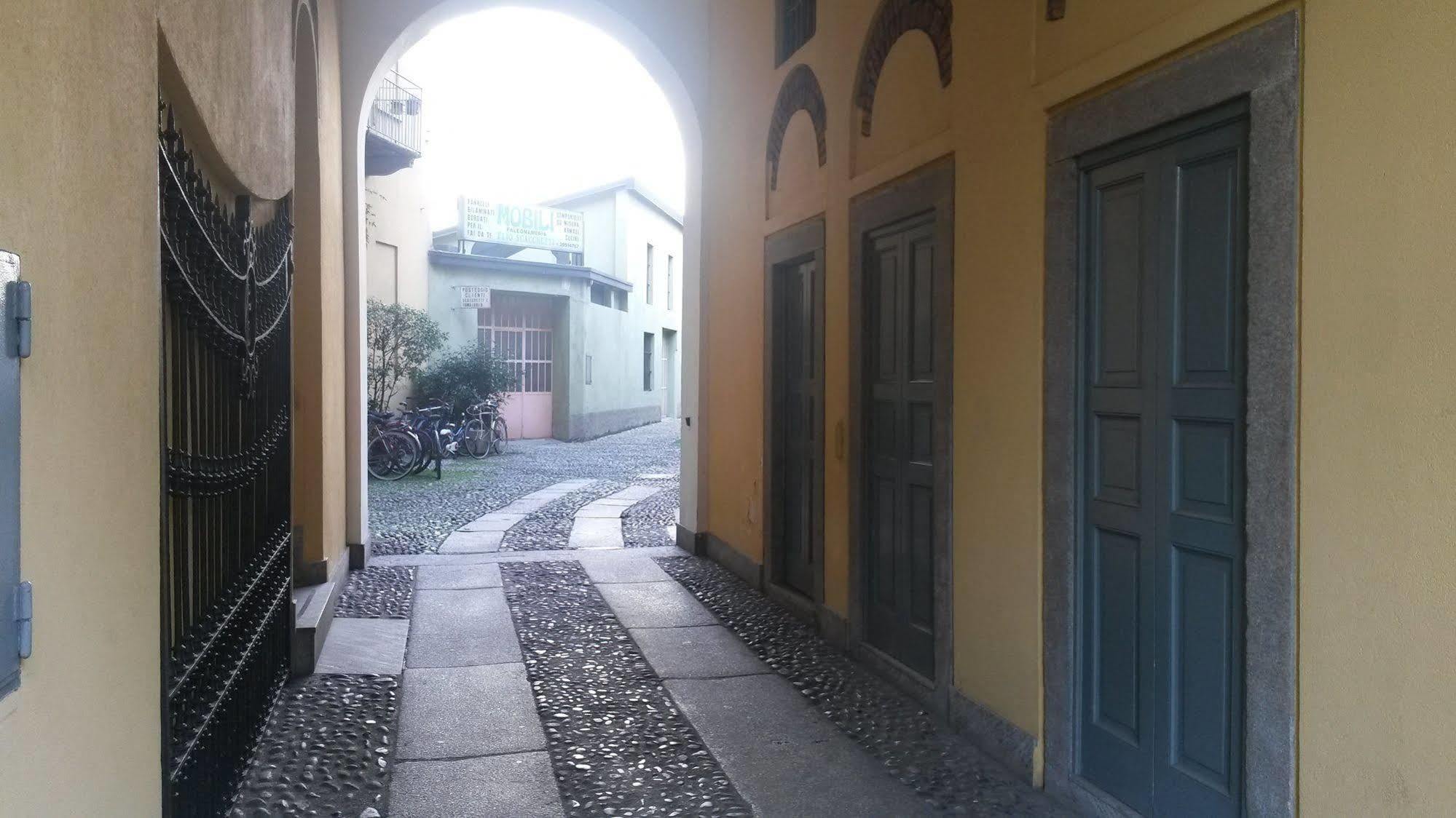 La Locanda Del Pino Mailand Exterior foto